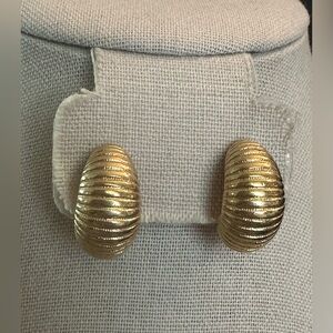 Monet Gold Tone Textured clip on Vintage Earrings